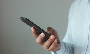 Θύμα απάτης Τυρναβίτισσα - Τις απέσπασαν 8.000 ευρώ και χρυσαφικά 